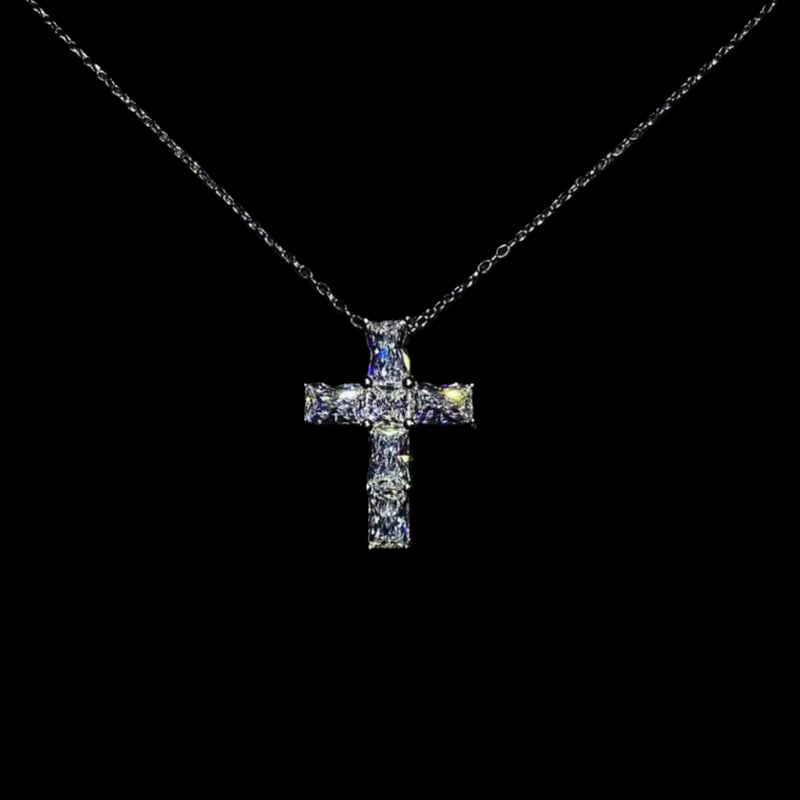 MICRO CROSS NECKLACE